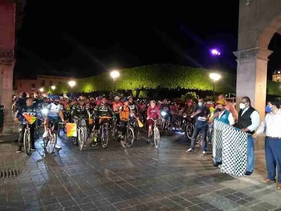 FESTEJA SU 10 ANIVERSARIO LA GRAN VUELTA CICLISTA