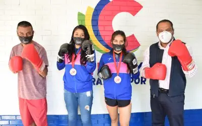 GANAN BRONCE BOXEADORAS CELAYENSES EN CAMPEONATO NACIONAL ÉLITE