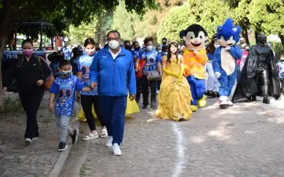 ASISTEN NIÑOS, NIÑAS Y PAPÁS A LA 6TA EDICIÓN ‘CAMINATA CALAVERITAS’