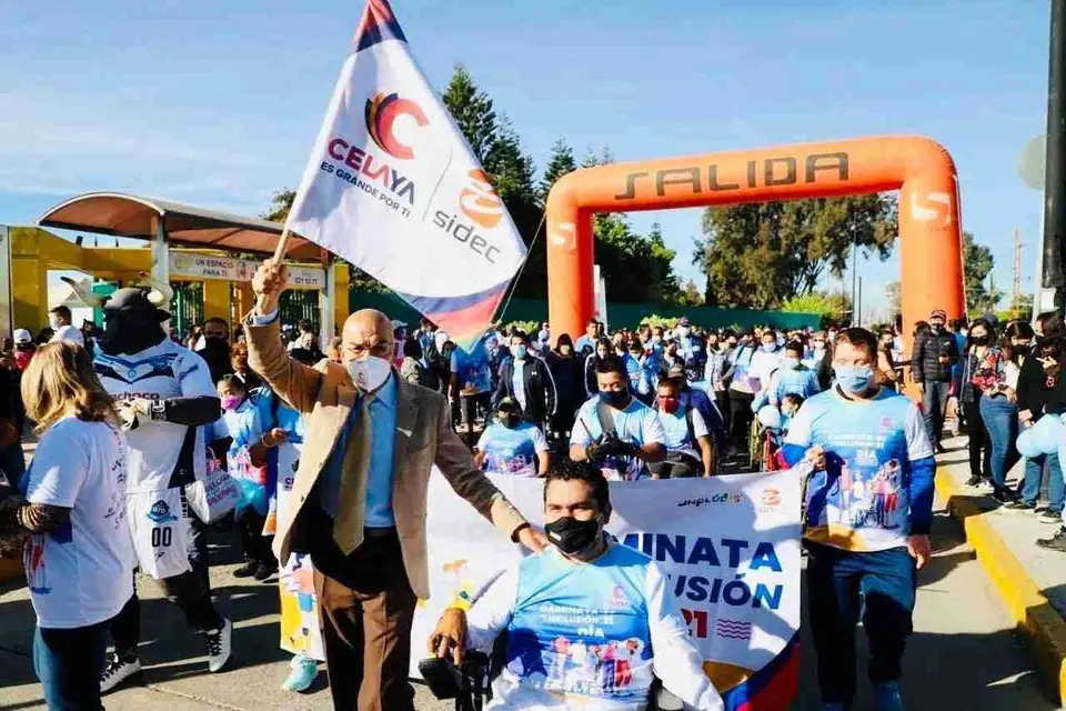 PARTICIPAN 800 PERSONAS EN LA CAMINATA POR LA INCLUSIÓN