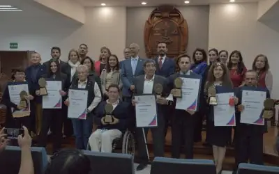 RECONOCEN A PERSONALIDADES QUE INGRESARON AL SALÓN DE LA FAMA DEL DEPORTE CELAYENSE
