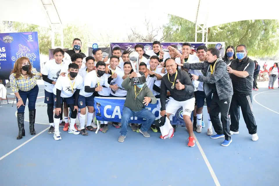 REALIZAN CEREMONIA DE PREMIACIÓN DE LA LIGA INFANTIL Y JUVENIL DE FÚTBOL KEUKA