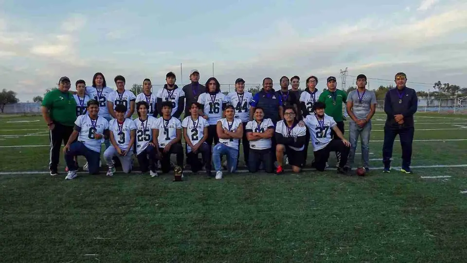RECONOCEN A JUGADORES Y STAFF DE COACHEO DE LINCES CELAYA