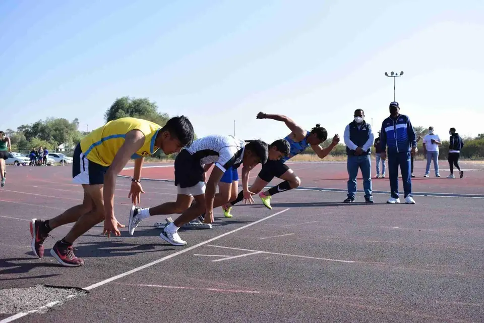 REALIZAN CHEQUEO MÁS DE 100 CORREDORES RUMBO AL ESTATAL DE ATLETISMO DE LOS NACIONALES CONADE 2022