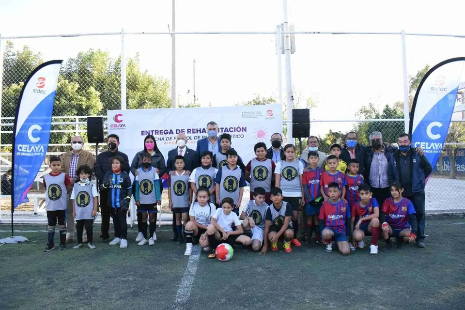 REHABILITÓ GOBIERNO MUNICIPAL INFRAESTRUCTURA DEPORTIVA EN COLONIA LAS JACARANDAS