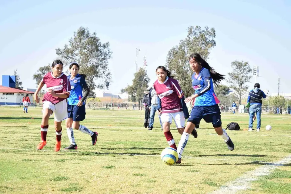 ALBERGA CELAYA EL SELECTIVO ESTATAL DE FÚTBOL FEMENIL DE NACIONALES CONADE 2022