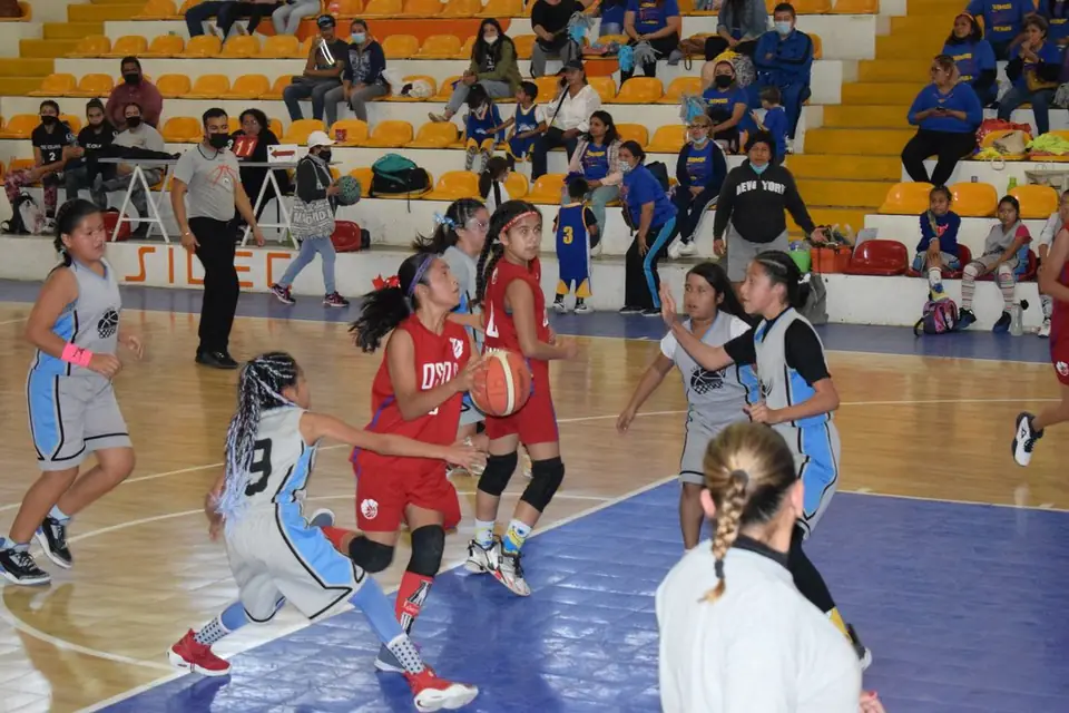 RECONOCEN A LOS MEJORES DE LA LIGA AMBC KIDS