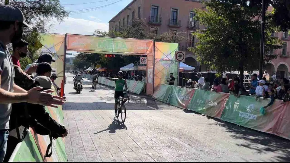 DESTACADA ACTUACIÓN DE CICLISTAS CELAYENSES EN LA COPA ÁNGEL ‘ZAPOPAN’ ROMERO