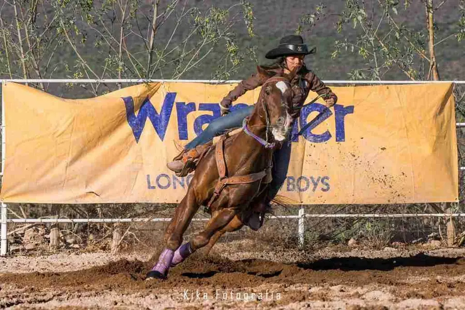 LOGRAN CELAYENSES PRIMEROS LUGARES EN RODEO