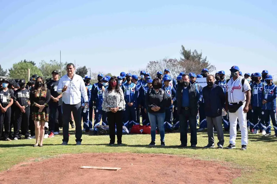 ARRANCA MACRO REGIONAL DE BÉISBOL EN CELAYA