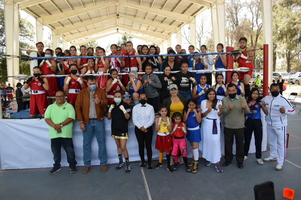 REALIZAN FUNCIÓN DE BOXEO FEMENIL EN EL MARCO DEL DÍA INTERNACIONAL DE LA MUJER