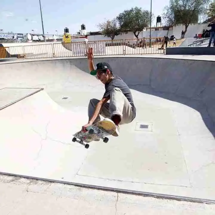 DESTACA CELAYENSE EN EL SELECTIVO ESTATAL DE SKATEBOARDING