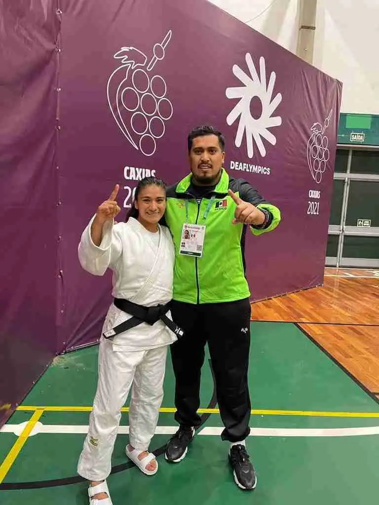 CELAYENSE DE ORO, ISABEL HUITRÓN