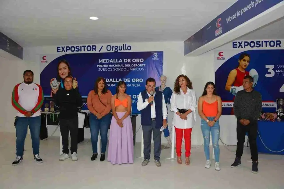 INAUGURAN EXPOSICIONES EN EL SALÓN DE LA FAMA