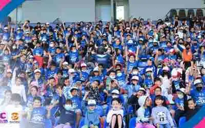 CONVIVEN NIÑOS DEL VERANO SIDEC CON EL CLUB CELYA CD