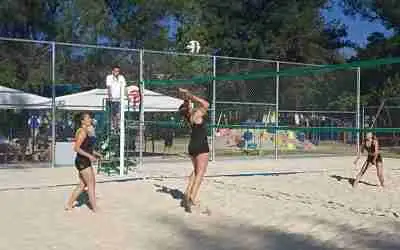 SE FOGUEAN CELAYENSES EN TORNEOS DE VOLEIBOL Y DE PLAYA