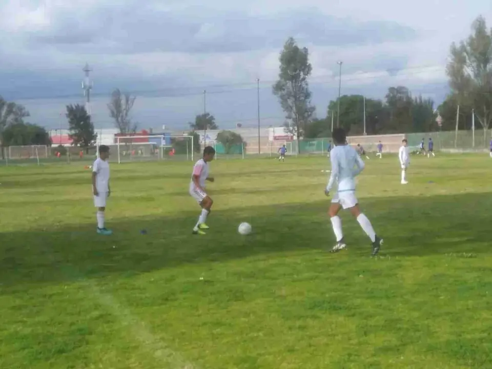 SIGUE EL PROGRAMA ‘ESCUELAS SOCIALES DE FÚTBOL’