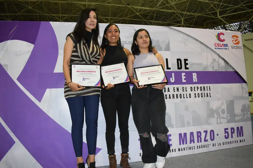 III PANEL DE LA MUJER