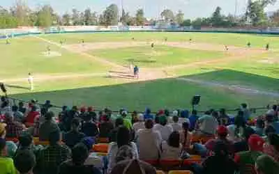 SE PUSÓ BRAVA LA NOVENA DE LEÓN AL VENCER A MARIACHIS DE GUADALAJARA