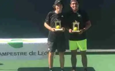 GANAN HERMANOS SCHTULMANN TORNEO DE TENIS EN LEÓN
