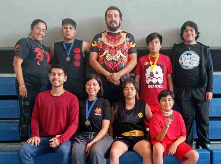 LOGRAN CELAYENSES PRIMEROS LUGARES EN ENCUENTO DE WUSHU Y KUNG FU