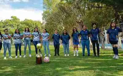 RECONOCEN AL CLUB CELAYA FEMENIL