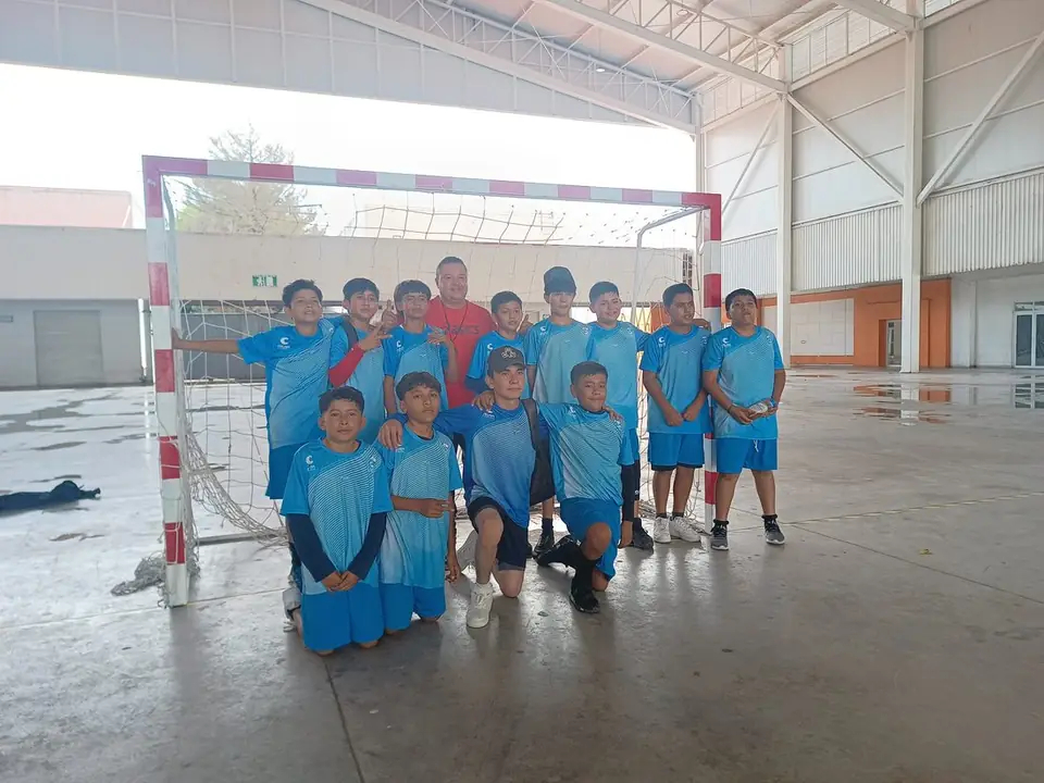 REALIZAN TORNEO ESTATAL DE HANDBALL EN CELAYA