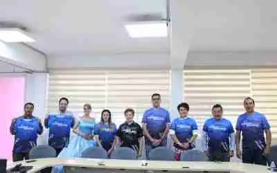 PRESENTAN CARRERA DEACERO A FAVOR DEL DIF MUNICIPAL