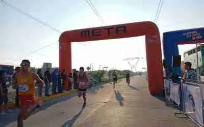 REALIZAN 12VA CARRERA ‘IMPULSO POR TU SALUD’