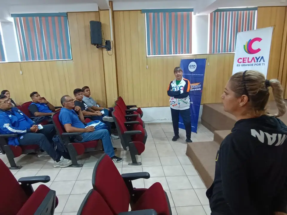 IMPARTEN CURSO SICCED 1 EN CELAYA