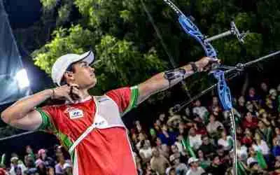 EL ARQUERO ORGULLO CELAYENSE MATÍAS GRANDE SE INSTALA EN SANTIAGO 2023