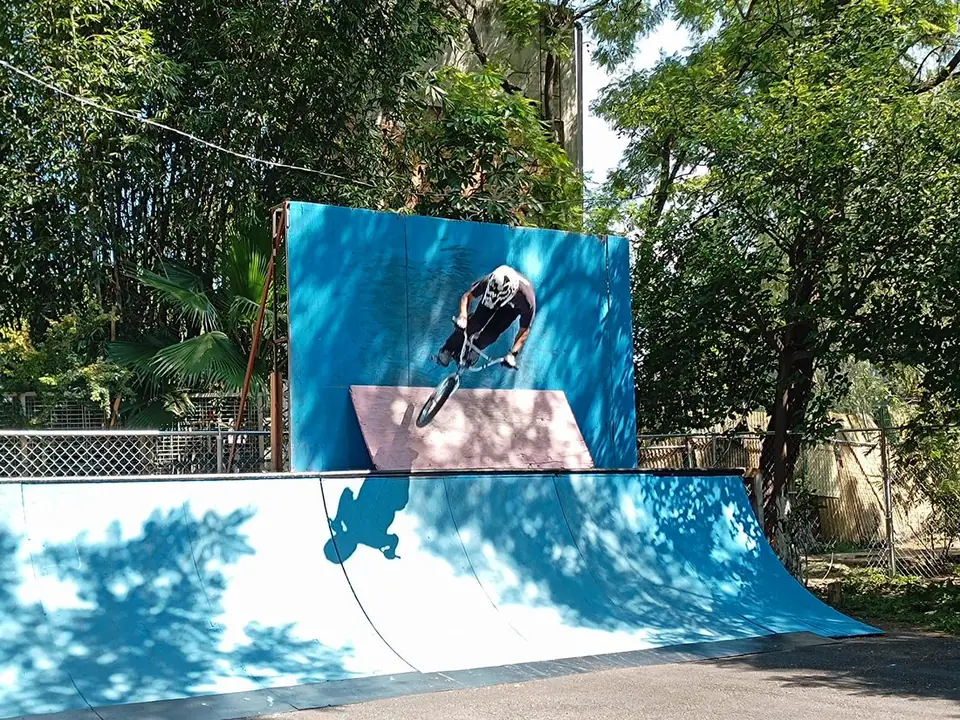 REALIZAN COMPETENCIA BMX PUSBIKEPARK EN LA DEPORTIVA MAV
