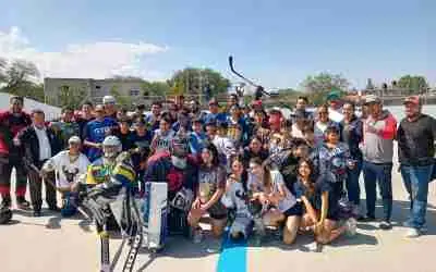 SE ALZA CON EL CAMPEONATO ‘MOMIAS’ EN TORNEO SUDAMERICANO DE HOCKEY IN LINE