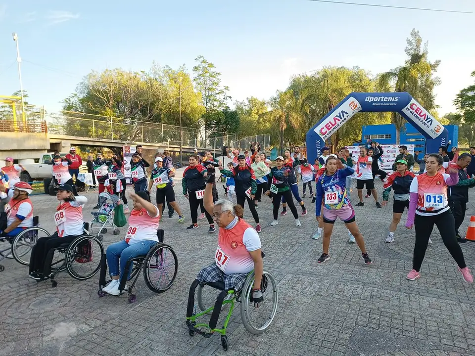 REALIZAN CARRERA MIRANDO CON LOS OJOS DEL CORAZÓN