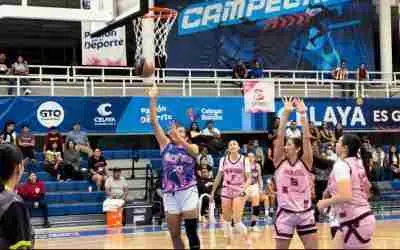 JUGARON TORITAS CELAYA FRENTE A MINERAS ZACATECAS