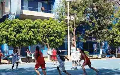 COMPITEN ESTUDIANTES EN REGIONAL DE JUEGOS DEPORTIVOS ESCOALRES DE LA EDUCACIÓN BÁSICA
