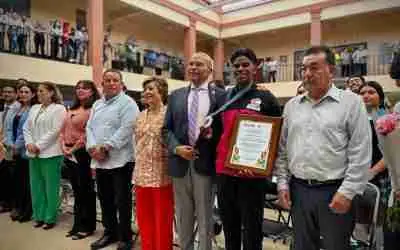 OTORGAN RECONOCIMIENTO A JUDOCA ORGULLO CELAYENSE, PRISCA AWITI, GANADORA DE MEDALLA DE PLATA EN LOS JUEGOS OLÍMPICOS