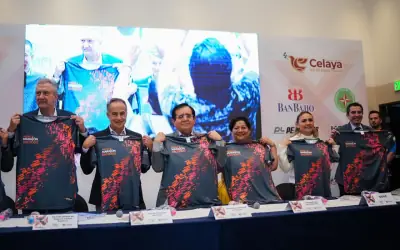 PRESENTAN MEDIO MARATÓN BACHOCO EN BENEFICIO DE LOS COMEDORES COMUNITARIOS DEL DIF CELAYA