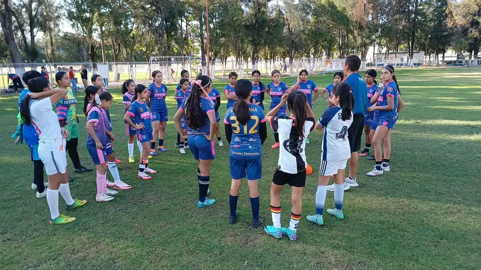 HACEN TRY OUT MUNICIPAL DE FÚTBOL FEMENIL Y BÁSQUETBOL 3X3 DE NC 2025