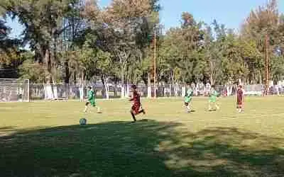 REALIZAN 2DA EDICIÓN DEL TORNEO DE FÚTBOL FARMACIA HERRERA