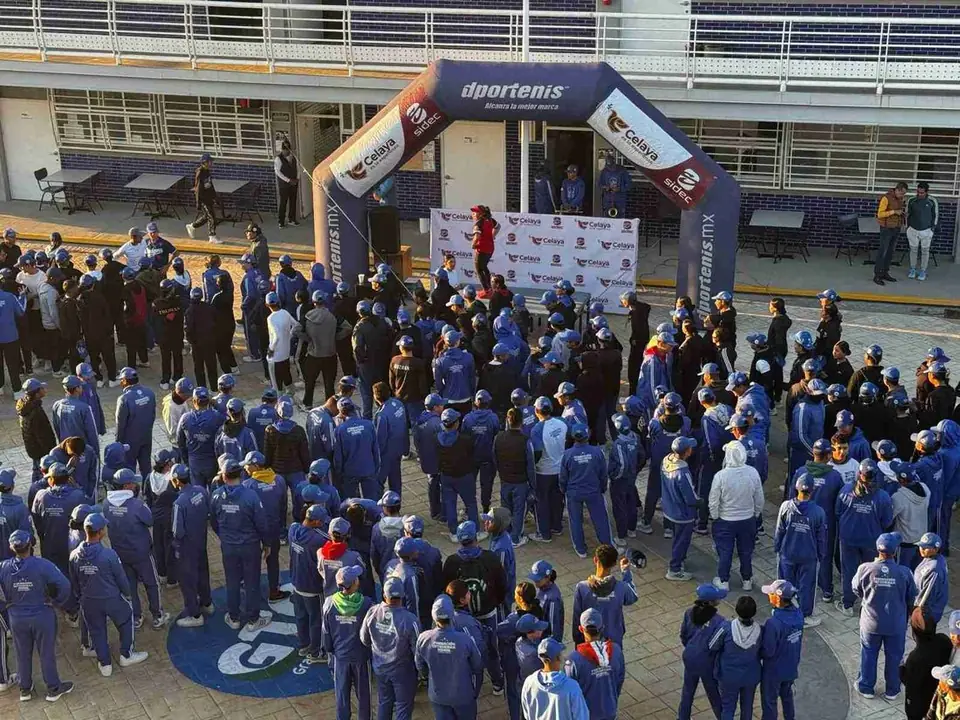 SE ACTIVAN ESTUDIANTES DEL BACHILLERATO BIVALENTE MILITARIZADO