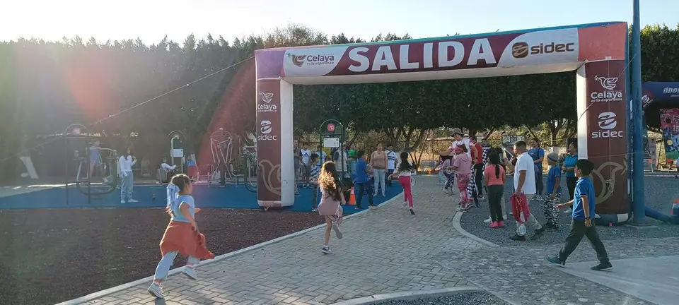 LLEVÓ SIDEC LA FERIA DEPORTIVA A LA COMUNIDAD DE SANTA ANITA