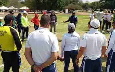 IMPARTEN CLÍNICA DE FÚTBOL AMERICANO Y FLAG