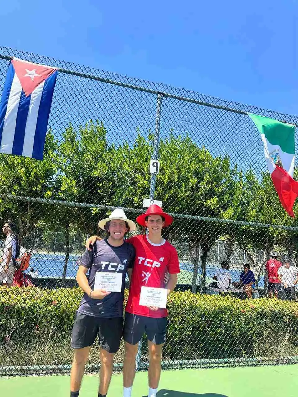 TENISTA CELAYENSE ES CAMPEÓN EN CUBA