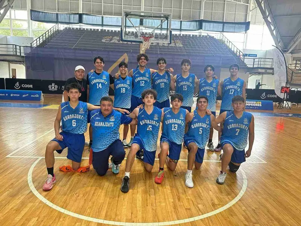 BASQUETBOLISTAS CELAYENSES GANAN BRONCE EN OLIMPIADA NACIONAL CONADE 2025