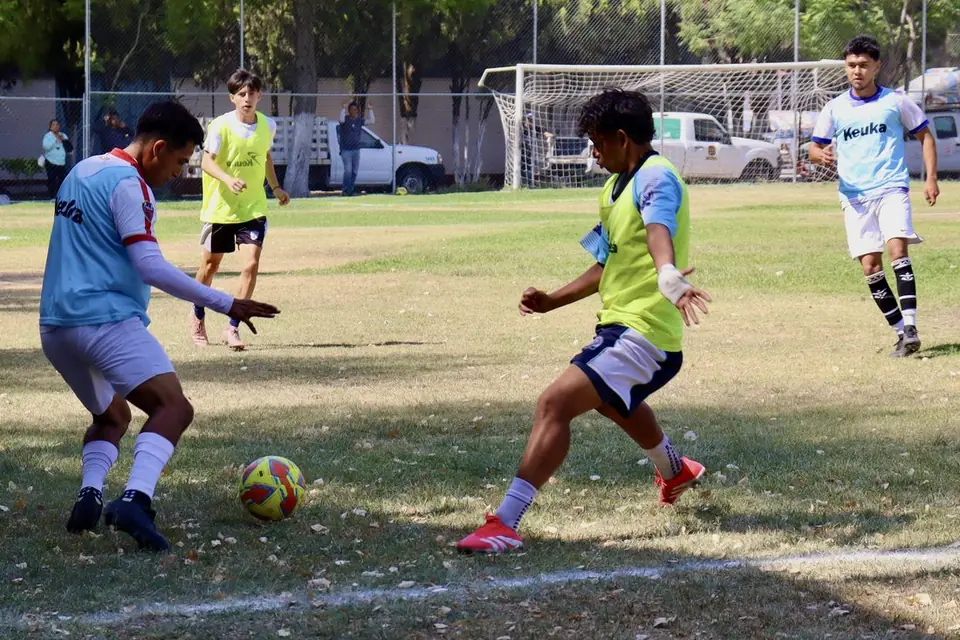 JÓVENES FUERON VISOREADOS POR EL CLUB CELAYA
