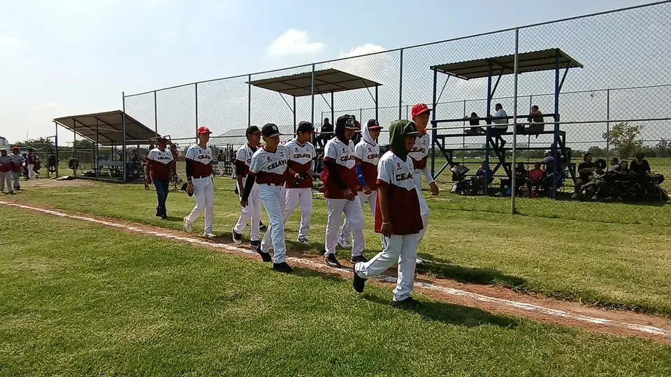 CANTARON PLAYBALL EN LA LIGA INFANTIL DE BÉISBOL