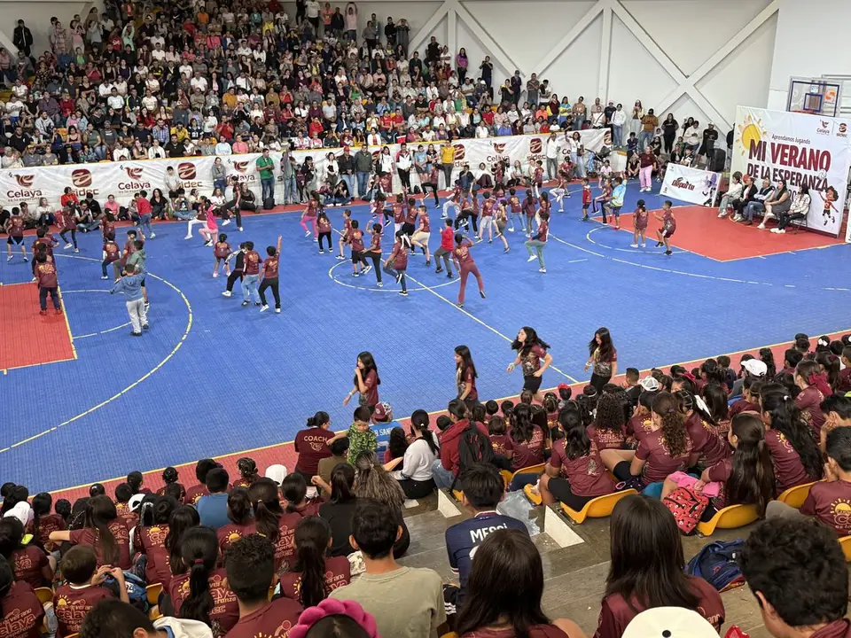 FINALIZAN CURSOS “MI VERANO DE LA ESPERANZA SIDEC 2025”