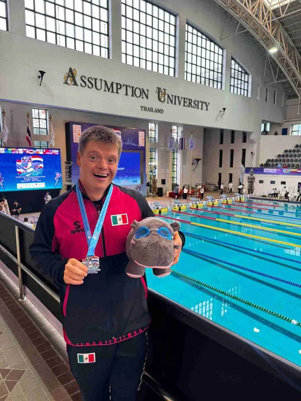 DESTACÓ NADADOR CELAYENSE EN CAMPEONATO MUNDIAL EN TAILANDIA