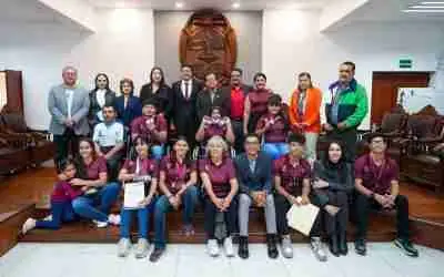 RECONOCE AYUNTAMIENTO DE CELAYA A MEDALLISTAS DE OLIMPIADA Y PARALIMPIDA NACIONAL CONADE 2025